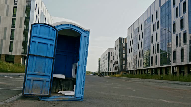 Best Standard Portable Toilet Rental  in Green, OR